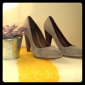 High heel suede pumps in good condition.
